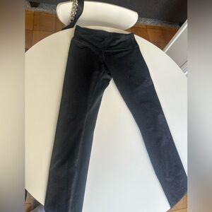 Lululemon snakeskin print navy/grey leggings